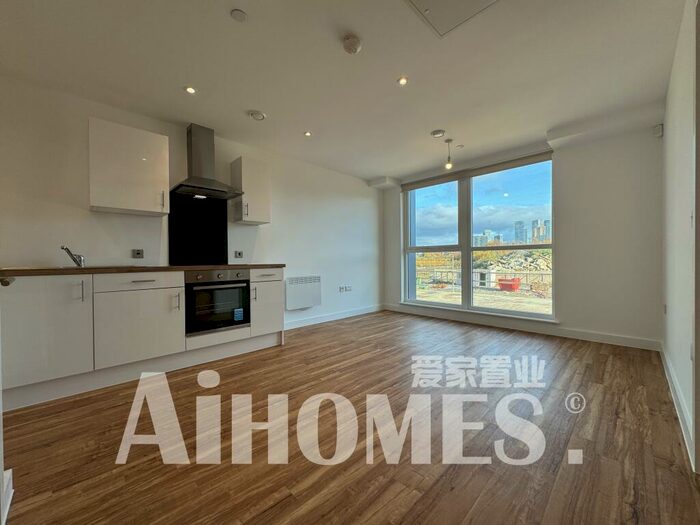 1 Bedroom Flat To Rent In Pomona Strand, Old Trafford, Manchester, M16