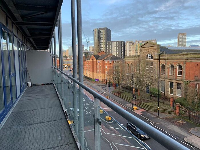 2 Bedroom Apartment To Rent In Bath Row, Birmingham, B15