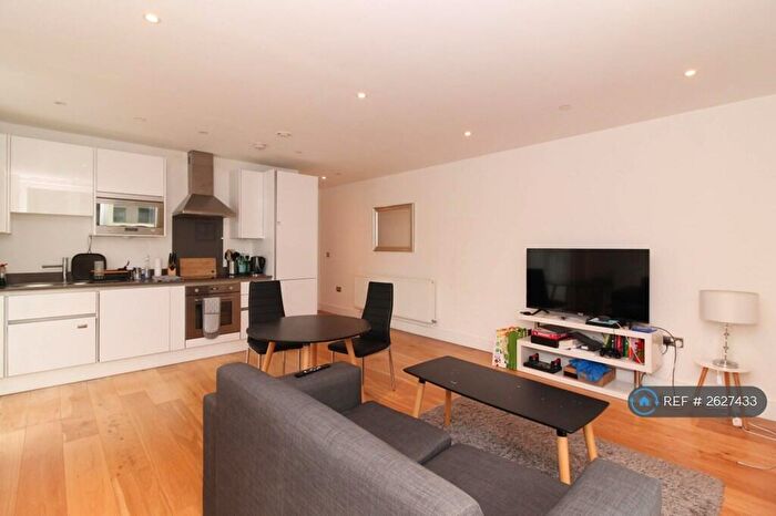 1 Bedroom Flat To Rent In Sovereign Tower, London, E16