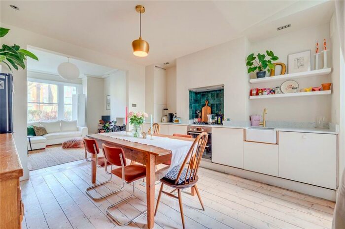 2 Bedroom Apartment To Rent In Lushington Road, London, NW10