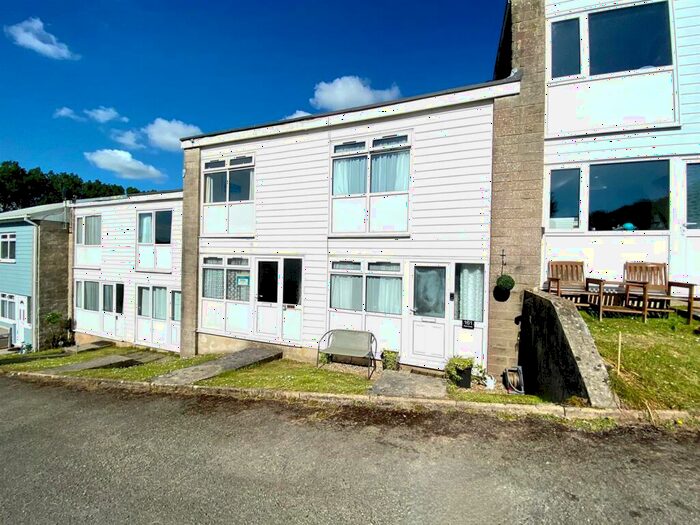 2 Bedroom Chalet For Sale In Trewent Park, Freshwater East, Pembroke, SA71