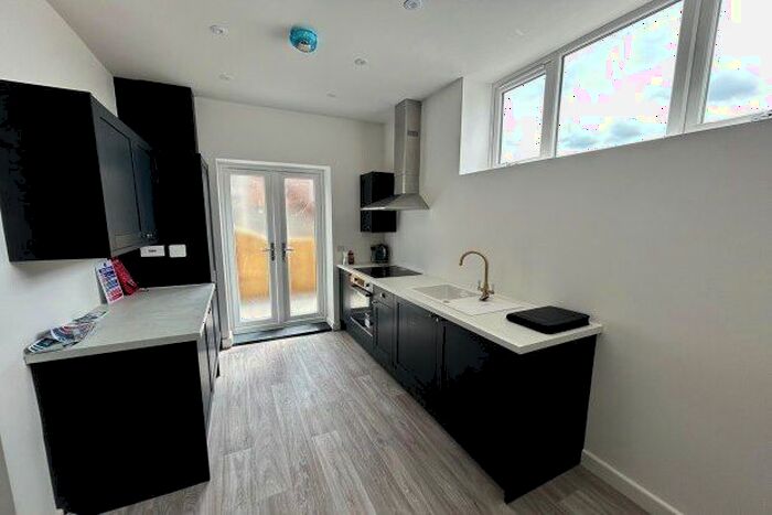 1 Bedroom Flat To Rent In Gloucester Road North, Bristol, BS7
