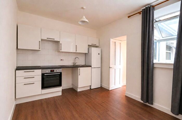 1 Bedroom Apartment To Rent In Richmond Road, Montpelier, Bristol, Somerset, BS6