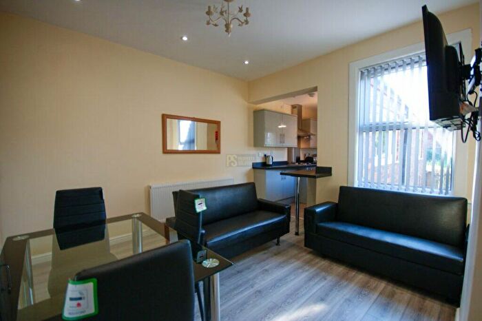 4 Bedroom Terraced House To Rent In Harrow Road, Selly Oak, Birmingham, B29