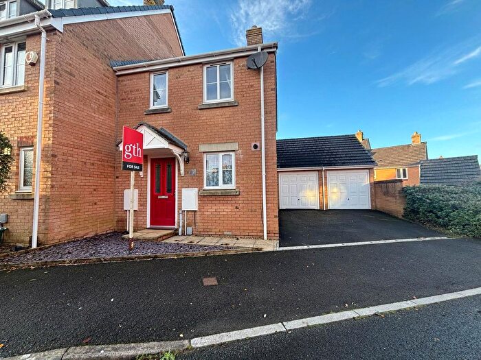 2 Bedroom End Terrace House For Sale In Nadder Meadow, South Molton, Devon, EX36