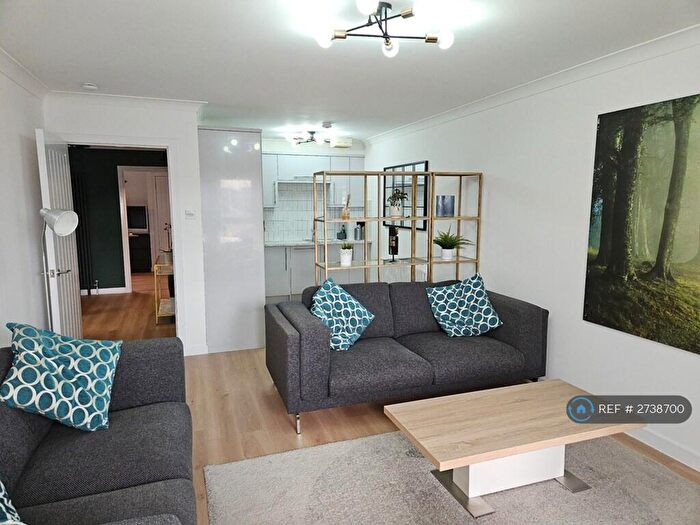 2 Bedroom Flat To Rent In Victoria Road, Glasgow, G42