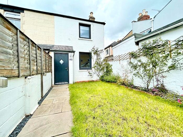 2 Bedroom Semi-Detached House To Rent In St Pauls Road, St Pauls, Cheltenham, GL50