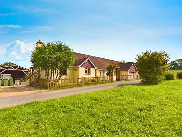 4 Bedroom Detached Bungalow For Sale In Bognor Road, Broadbridge Heath, RH12