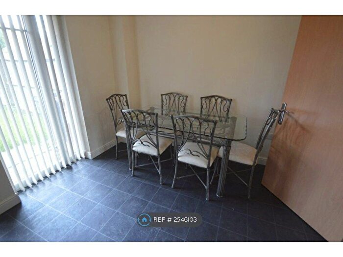 4 Bedroom Terraced House To Rent In Bold Street, Hulme, Manchester, M15