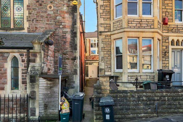 5 Bedroom Semi-Detached House To Rent In A Jacobs Wells Road, Bristol, BS8