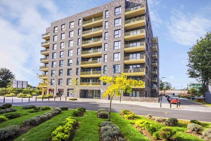 2 Bedroom Flat To Rent In Palmerston Road, London, W3