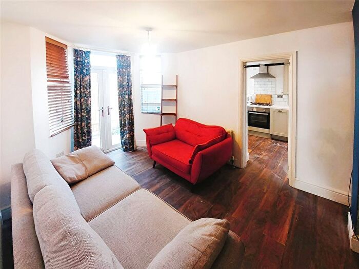 2 Bedroom Flat To Rent In Crowther Road, London, SE25