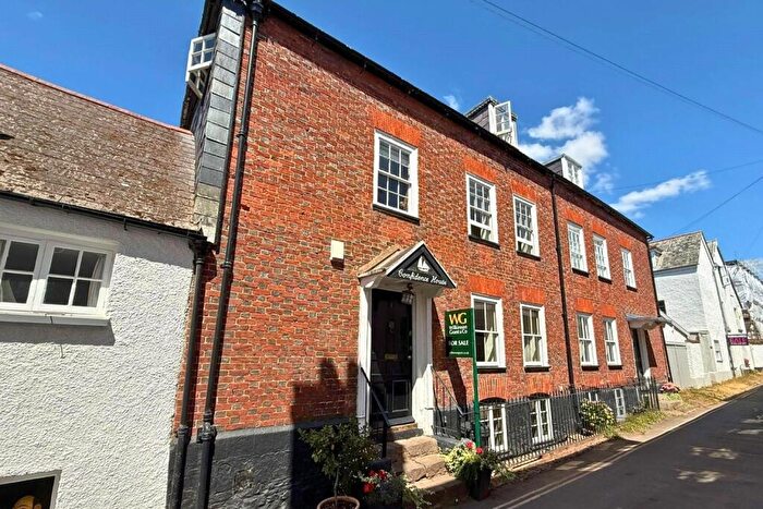 3 Bedroom Semi-Detached House For Sale In Topsham, Devon, EX3