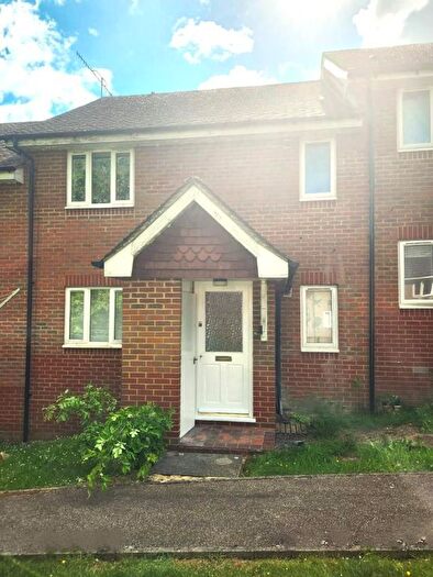 1 Bedroom Flat To Rent In Lords Close, Shenley, Radlett, WD7