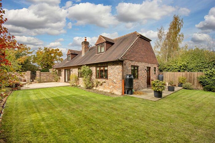 4 Bedroom Detached House For Sale In Hollow Trees Drive, Leigh, Tonbridge, TN11