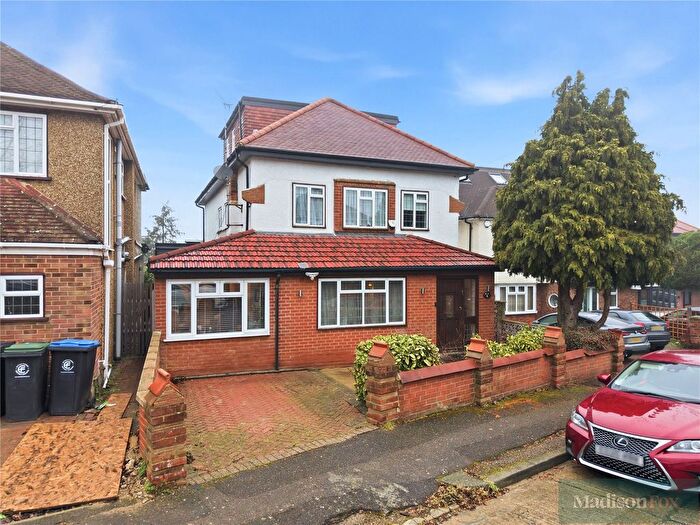 5 Bedroom Detached House For Sale In Broadhurst Gardens, Chigwell, Essex, IG7