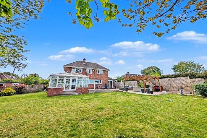 3 Bedroom Detached House For Sale In Blandford, DT11