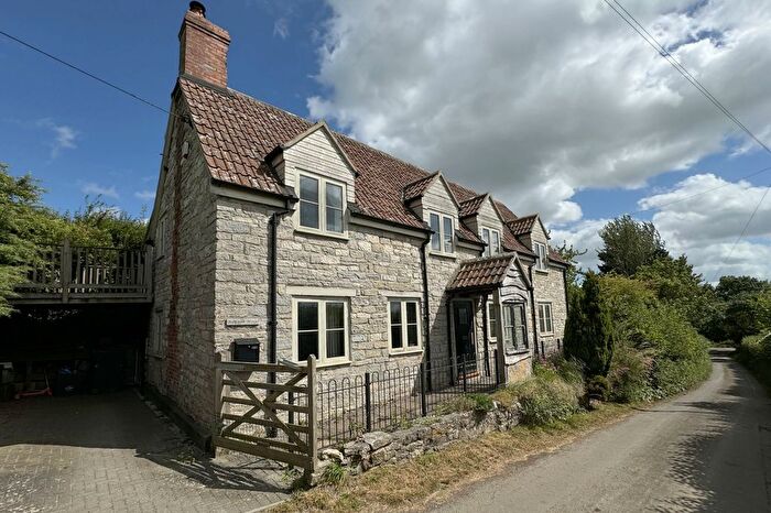 4 Bedroom Cottage For Sale In South Barrow, Yeovil, Somerset, BA22