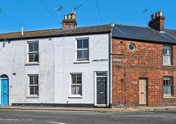 2 Bedroom Terraced House For Sale In Cinque Ports Street, Rye, East Sussex, TN31