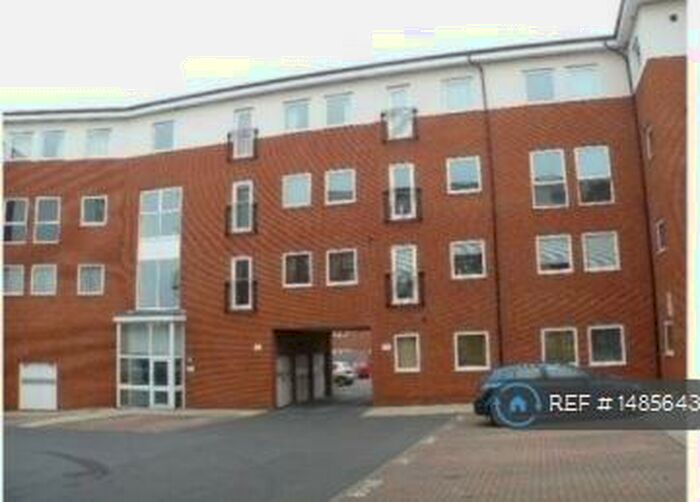1 Bedroom Flat To Rent In Lundy House, Reading, RG2
