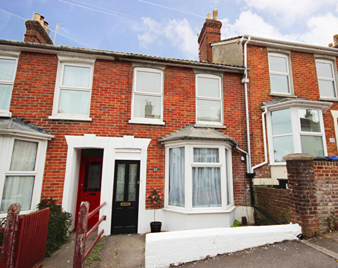 3 Bedroom Terraced House To Rent In Ashley Road, Salisbury, SP2