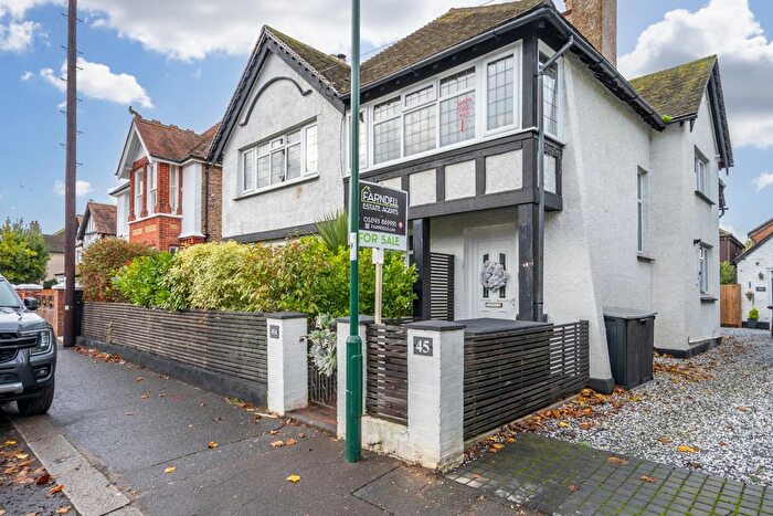 2 Bedroom Flat For Sale In Annandale Avenue, Bognor Regis, PO21