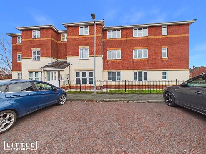 2 Bedroom Flat For Sale In Mount Pleasant Avenue, St. Helens, WA9