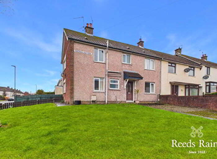 2 Bedroom Apartment / Flats For Sale In A Glenkeen Avenue, Carrickfergus, BT38