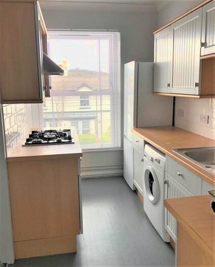 1 Bedroom Maisonette To Rent In Arundel Road, Dorking, RH4