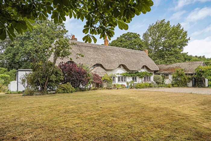 4 Bedroom Detached House For Sale In Crofters Cottage, Hollybush Lane, Burghfield Common, RG7