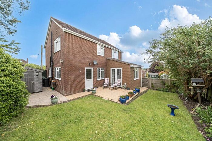 3 Bedroom Detached House For Sale In Station Road, Stalbridge, Sturminster Newton, DT10