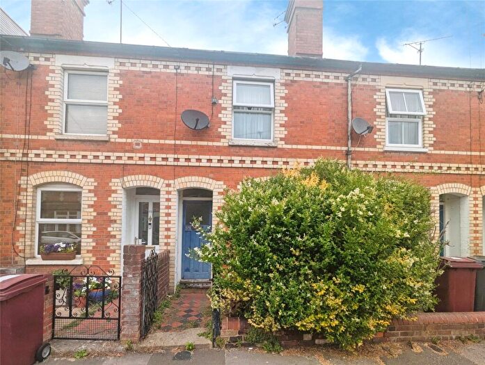 2 Bedroom Terraced House For Sale In Coventry Road, Reading, Berkshire, RG1