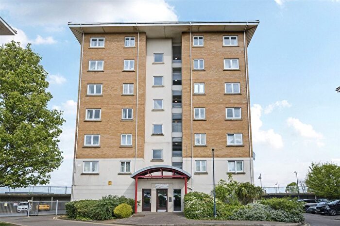 2 Bedroom Flat To Rent In Chichester Wharf, Erith, DA8