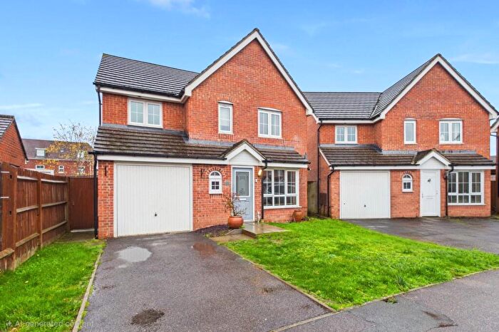 4 Bedroom Detached House For Sale In Horne Road, Thatcham, Berkshire, RG19