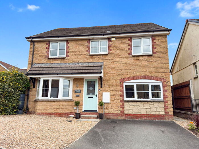 4 Bedroom Detached House For Sale In Talmena Avenue, Wadebridge, PL27