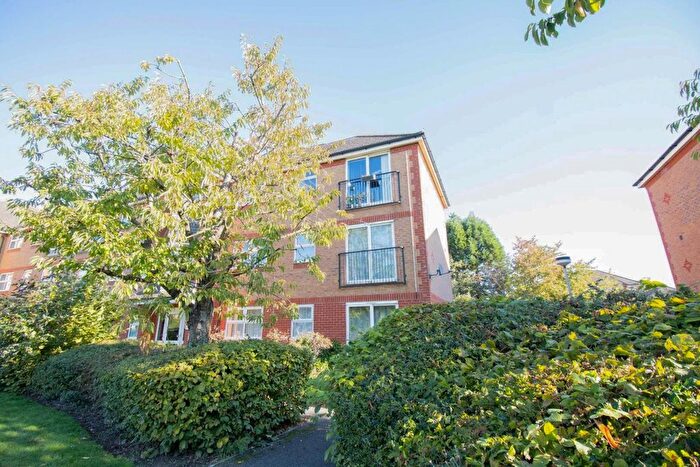 2 Bedroom Flat To Rent In Blackthorn Close, Cambridge, CB4