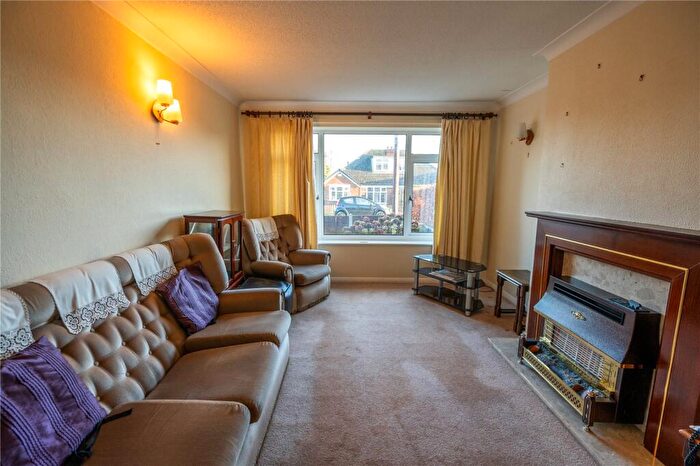 2 Bedroom Bungalow For Sale In Westfield Road, Waltham, Grimsby, Lincolnshire, DN37