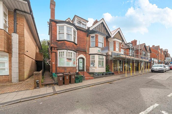 1 Bedroom Flat For Sale In London Road, St. Albans, AL1