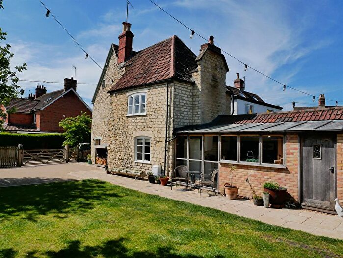 3 Bedroom Semi-Detached House For Sale In The Pippin, Old Calne, SN11