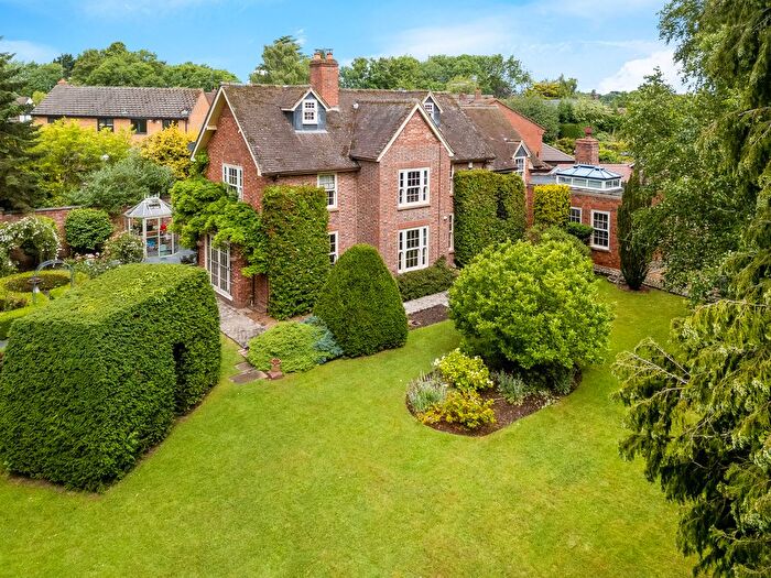 5 Bedroom Detached House For Sale In Glasshouse Lane, Kenilworth, Warwickshire, CV8