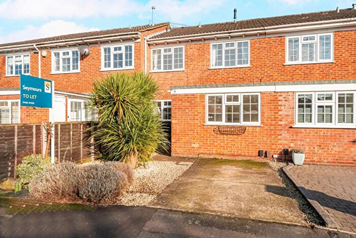 3 Bedroom Terraced House To Rent In Addlestone, Surrey, KT15