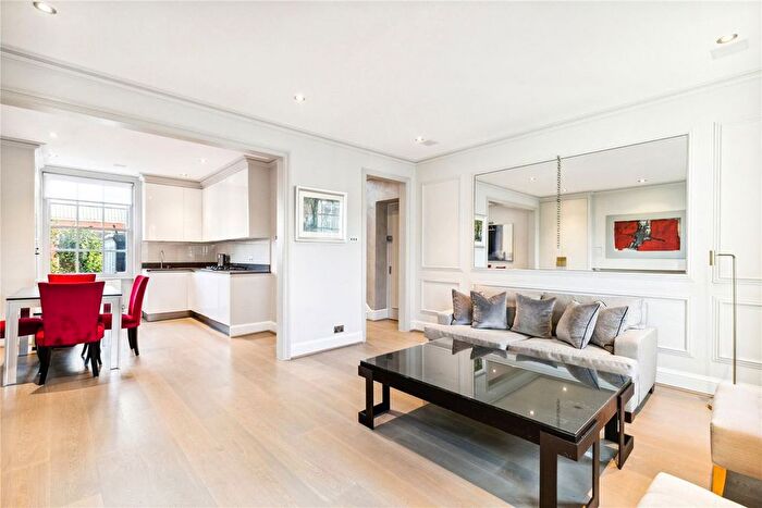 2 Bedroom Maisonette To Rent In Brompton Square, Chelsea, SW3