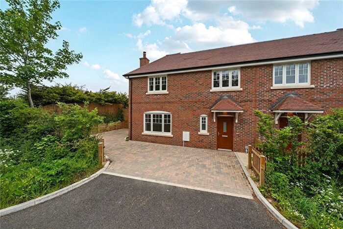 4 Bedroom Semi-Detached House For Sale In Bell Lane, Splaynes Green, Uckfield, East Sussex, TN22