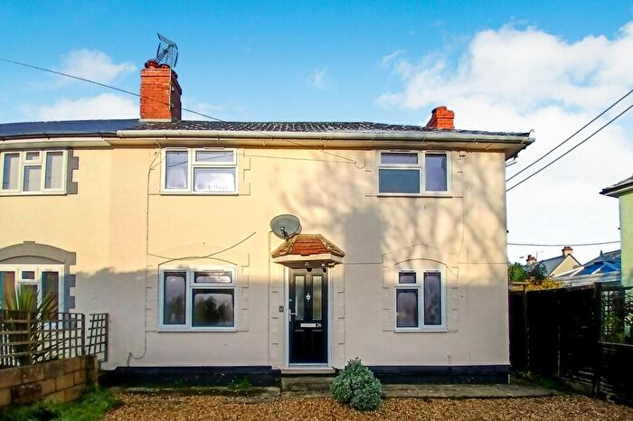 3 Bedroom Semi-Detached House For Sale In The Crescent, Pewsey, SN9