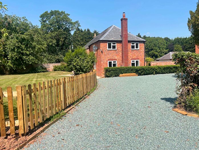 3 Bedroom Detached House To Rent In Whitchurch, SY13