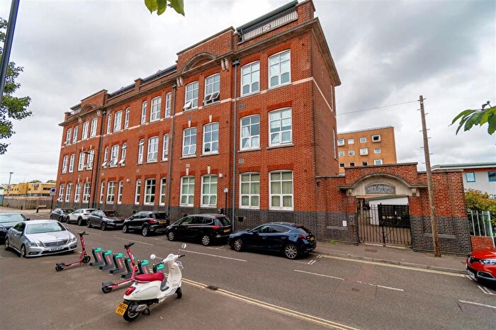 1 Bedroom Property For Sale In Andersons Road, Southampton, SO14