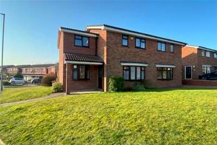 3 Bedroom House To Rent In Redwood Way, Willenhall, WV12