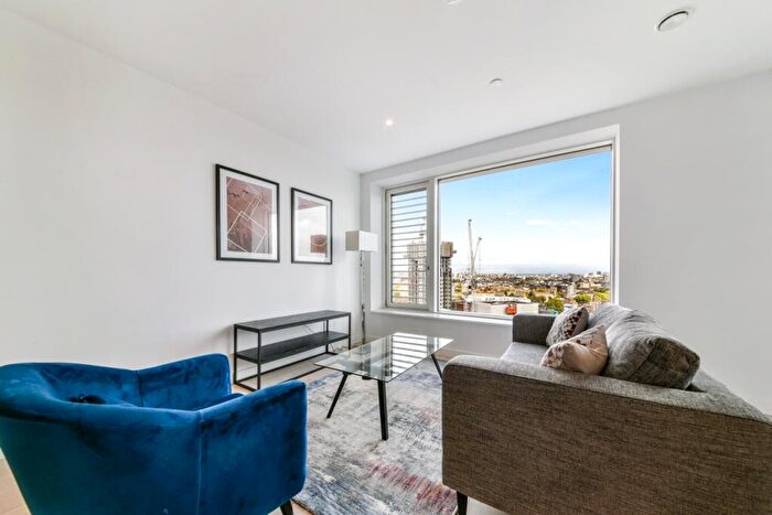 1 Bedroom Flat To Rent In Deacon Street, Elephant & Castle, London, SE17