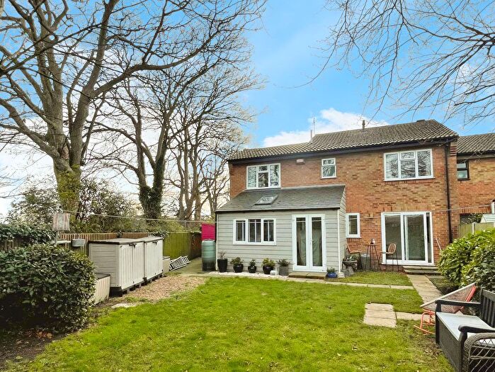 3 Bedroom Semi-Detached House For Sale In Barrington Crescent, Birchington, CT7