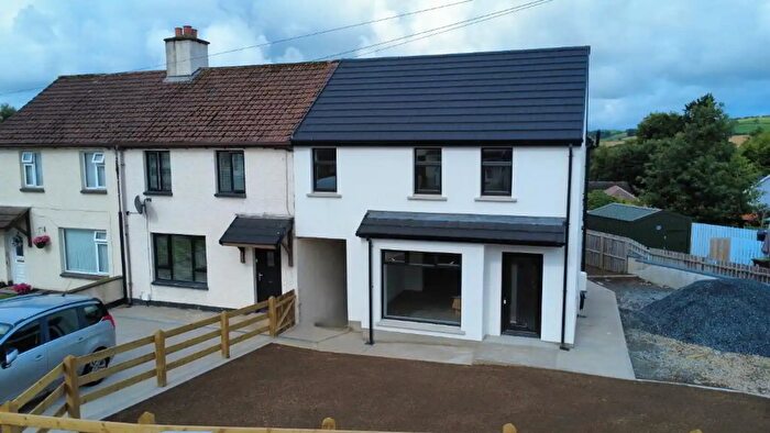 3 Bedroom End TownHouse For Sale In A Foyle Crescent, L'Derry, BT47